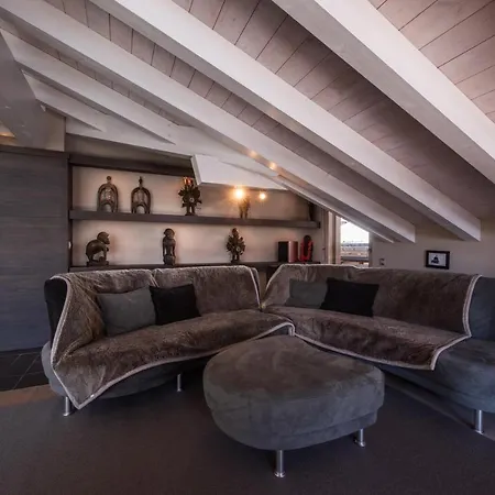 Lägenhet Schneehoren Penthouse Wengen